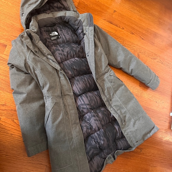 The North Face down Jacket - Picture 2 of 10